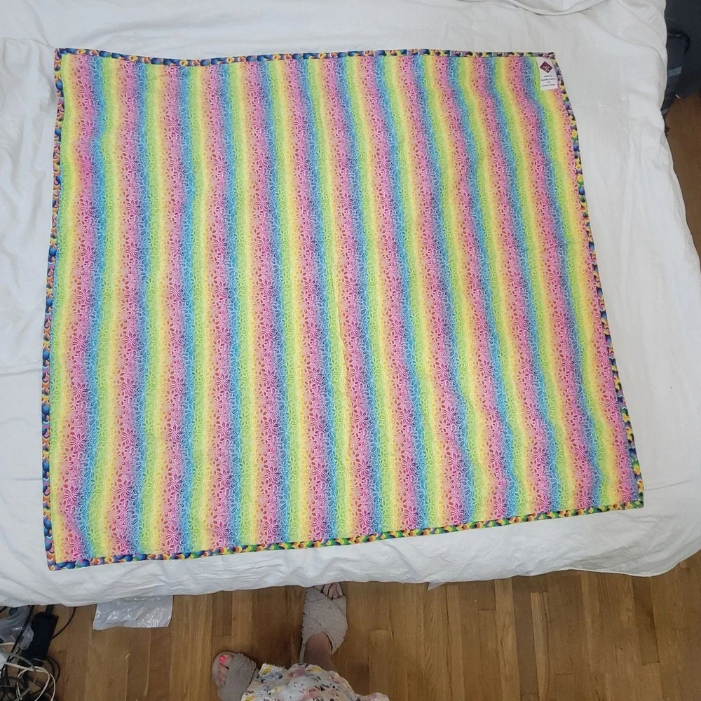 NeedleChasers Chevy Chase Handcrafted 39x42 Patchwork Quilt Rainbow Girl Cotton